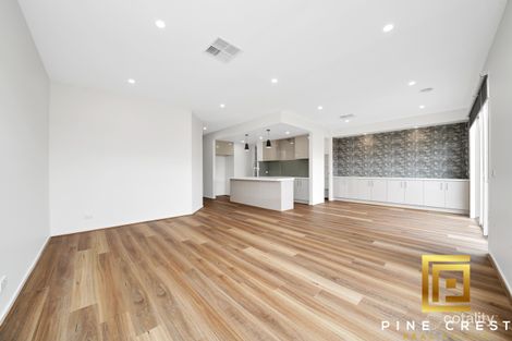 Property photo of 13 Alstonville Avenue Truganina VIC 3029