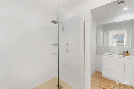 Property photo of 103/43 Murtha Drive Elanora QLD 4221