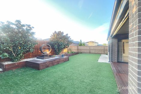Property photo of 4 Applegate Crescent Tarneit VIC 3029