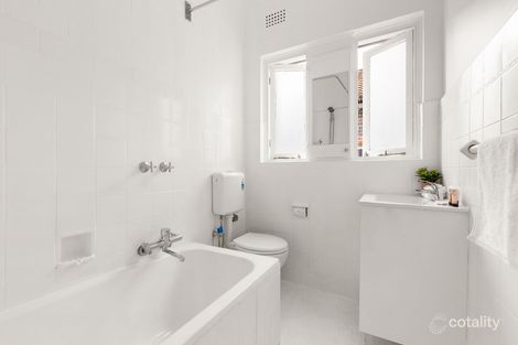 Property photo of 5/15 Sir Thomas Mitchell Road Bondi Beach NSW 2026