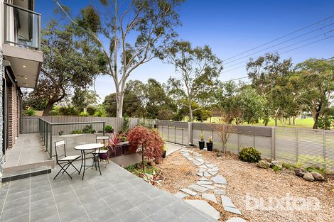 Property photo of 2 Meredith Street Sandringham VIC 3191