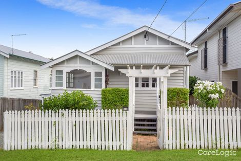Property photo of 15 Wellstead Avenue Coorparoo QLD 4151