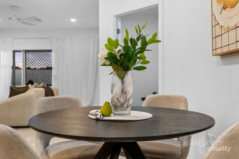 Property photo of 57 Fig Tree Circuit Bahrs Scrub QLD 4207