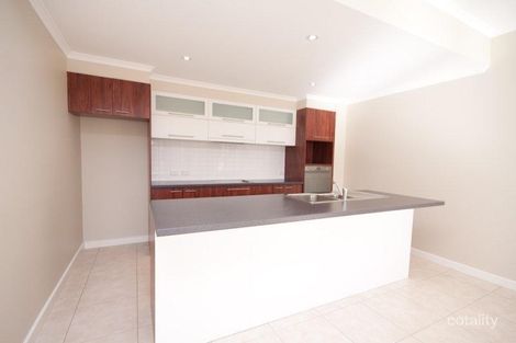 Property photo of 2/66 Mount Barker Road Stirling SA 5152