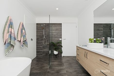 Property photo of 160 Kitchener Road Temora NSW 2666