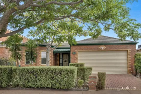 72 Chisholm Dr, Caroline Springs, VIC 3023