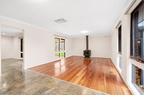 Property photo of 5 Wildwood Place Mulgrave VIC 3170