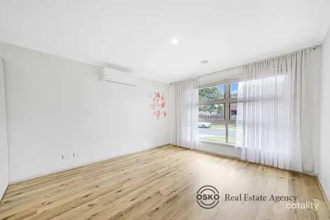 Property photo of 15 Windmill Way Point Cook VIC 3030