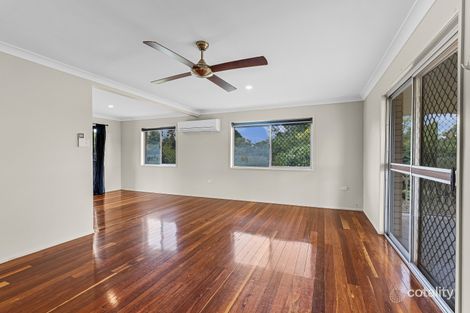 Property photo of 19 Skinner Crescent Silkstone QLD 4304