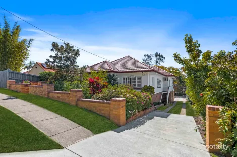 Property photo of 18 Bellevue Terrace St Lucia QLD 4067