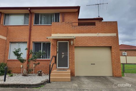 Property photo of 8/14 Bunbury Road Macquarie Fields NSW 2564