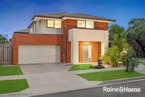 7 Heathland Cct, Cranbourne East, VIC 3977