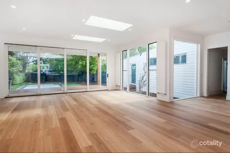 Property photo of 42 Lincoln Road Croydon VIC 3136