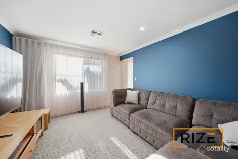Property photo of 8 Raphoe Loop Bullsbrook WA 6084