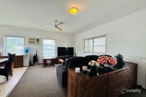 Property photo of 33 Jackson Avenue Moranbah QLD 4744