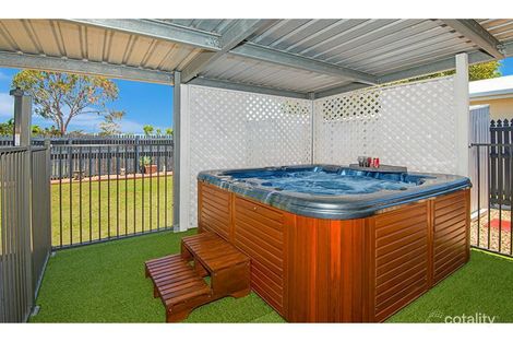 Property photo of 20 Amber Avenue Rasmussen QLD 4815