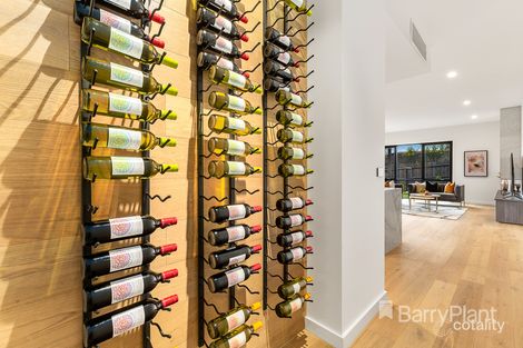 3a Parkview Pl, Doncaster, VIC 3108