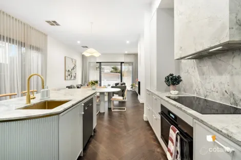 Property photo of 14 Levien Street Essendon VIC 3040