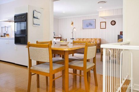 Property photo of 6 Rays Road Bateau Bay NSW 2261