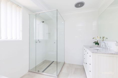 Property photo of 9 Saint-Smith Road Beachmere QLD 4510