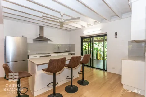 Property photo of 17 Buchan Street Palm Cove QLD 4879