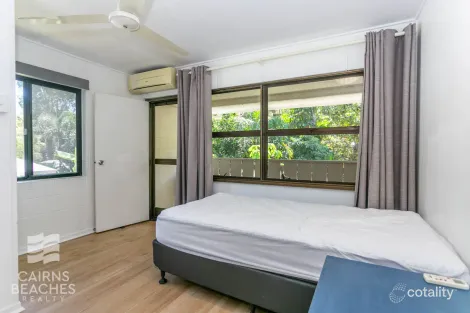 Property photo of 17 Buchan Street Palm Cove QLD 4879