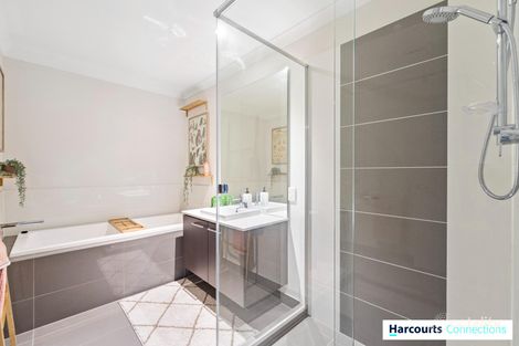 Property photo of 12 Dubai Circuit Spring Mountain QLD 4300