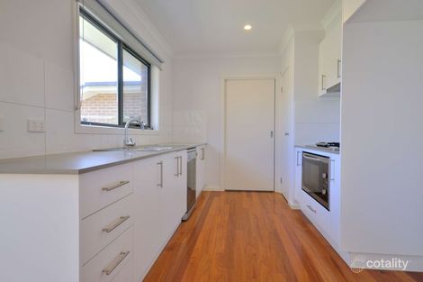 Property photo of 2/284 Grimshaw Street Watsonia North VIC 3087