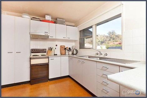 Property photo of 39 Devonport Street Lyons ACT 2606