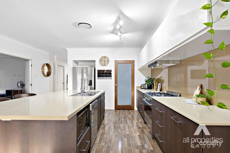 Property photo of 24 Summerview Avenue Yarrabilba QLD 4207