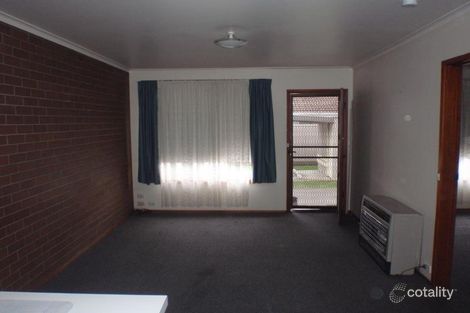 2/9 John St, Wendouree, VIC 3355