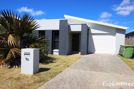 Property photo of 30 Nicklin Drive Beaconsfield QLD 4740