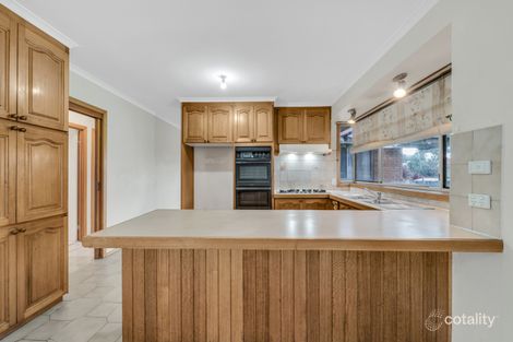 Property photo of 8 Gillingham Crescent Craigieburn VIC 3064