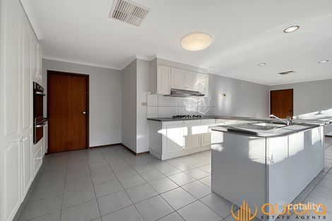 Property photo of 7 Escott Grove Berwick VIC 3806