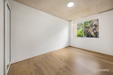 Property photo of 9/6 Bortfield Drive Chiswick NSW 2046