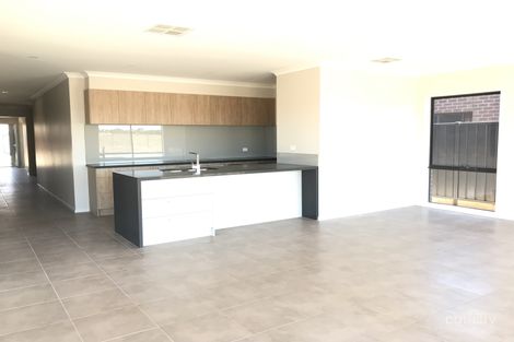 Property photo of 18 Trajectory Drive Tarneit VIC 3029