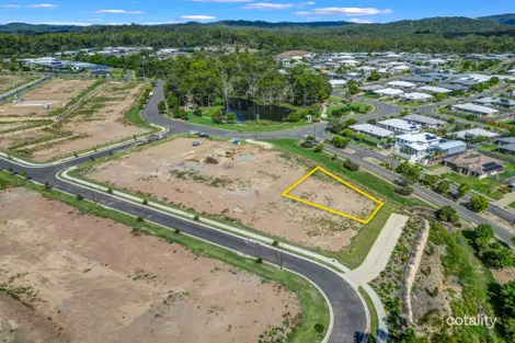 17 Eacham Ct, Boyne Island, QLD 4680