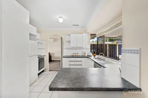 Property photo of 11 Challinor Drive Albany Creek QLD 4035