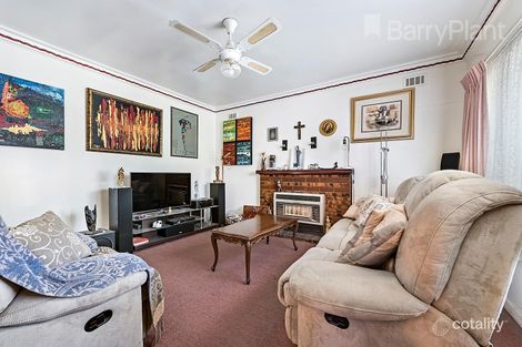 Property photo of 6 Ellendale Road Noble Park VIC 3174