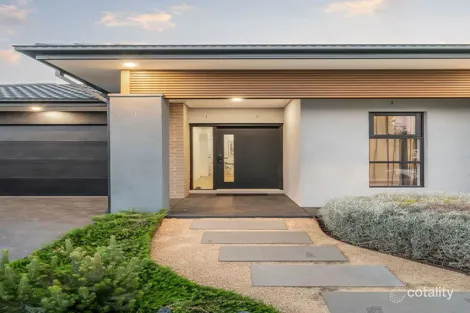 Property photo of 14 Dreamer Circuit Mount Duneed VIC 3217