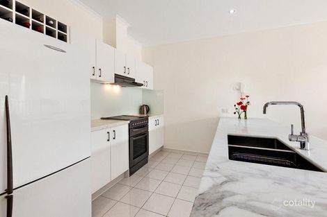 Property photo of 2/5 Davisons Place Melbourne VIC 3000