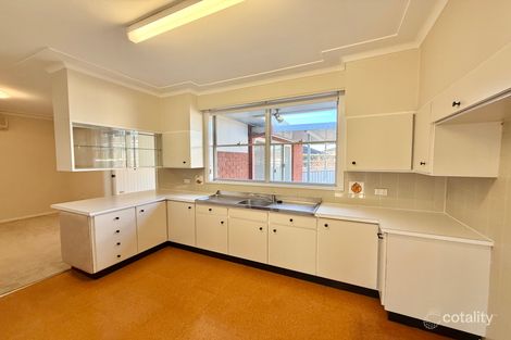 Property photo of 4 Fahey Street Rutherford NSW 2320