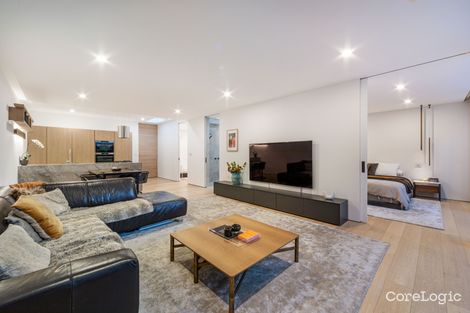 Property photo of 8/24 Wattle Road Hawthorn VIC 3122