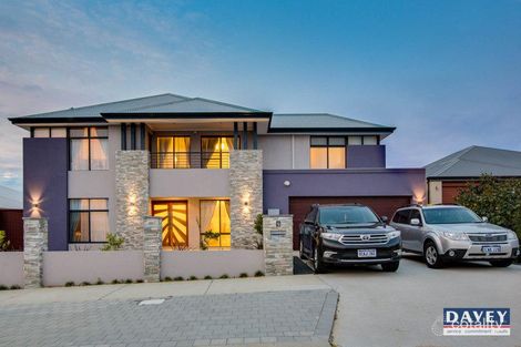 9 Scarlet Cl, Tapping, WA 6065