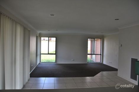 Property photo of 10 Lovejoy Avenue Blayney NSW 2799