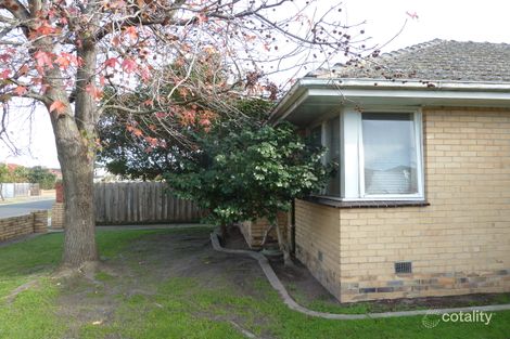 Property photo of 35 Heather Grove Springvale VIC 3171