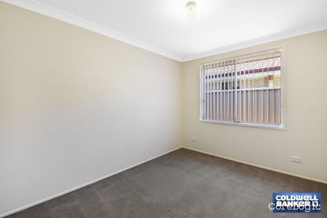 Property photo of 33 Glenelg Court Wattle Grove NSW 2173