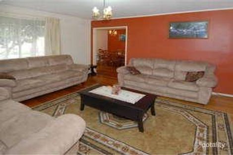 29 Rylandes Dr, Gladstone Park, VIC 3043