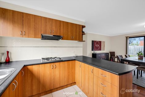 Property photo of 8 Stephellen Way Cranbourne West VIC 3977