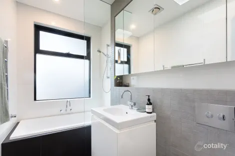 Property photo of 136 Belmont Street Alexandria NSW 2015
